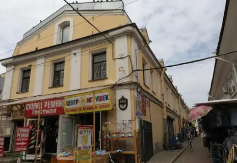 РАД продаст право аренды помещения из городской собственности в Апраксином дворе