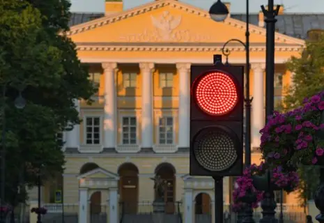 Председатель комитета по контролю за имуществом Смольного Роман Голованов покинул пост