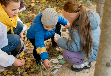 Волонтеры Setl Group очистили природную тропу в Красносельском районе
