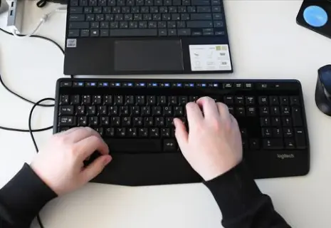 Опрос: каждый пятый россиянин совмещает несколько работ