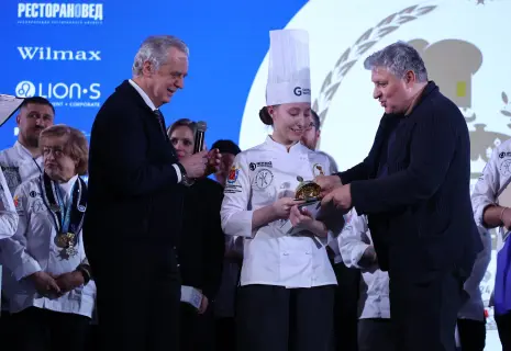 Лучшим шеф-поваром петербургской кухни стал профессионал из Красноярска