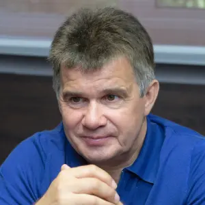 Александр Шестаков