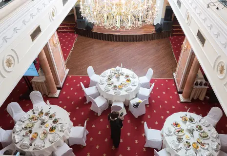 Итоги 2024 года. Ресторанная индустрия училась слушать и слышать гостя