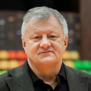 Олег Баринов