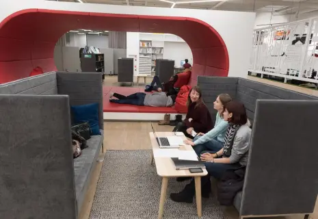 Гибкое воздействие. Как коворкинги влияют на офисный рынок 