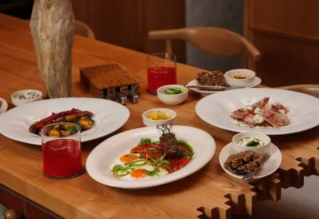 В ресторане Regions начали подавать завтраки со вкусом России