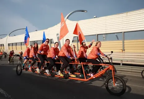 Гигантский велосипед из Петербурга попал в Книгу рекордов