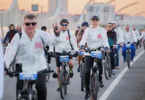 Команда из 400 сотрудников петербургского застройщика покорила ЗСД в велопробеге