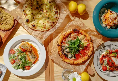 Михаил Георгиевский открыл в Петербурге новый итальянский ресторан «Лашатеми Кантаре»