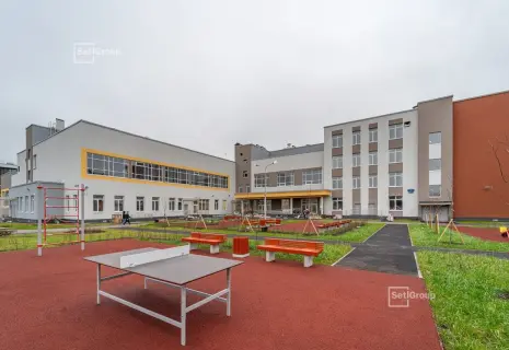 Setl Group получил разрешение на ввод в эксплуатацию первой школы в малоэтажном ЖК «Парадный ансамбль» на юге Петербурга