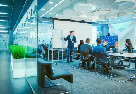 «Газпром нефть» и ИТМО создали программу базового высшего образования в сфере ИИ