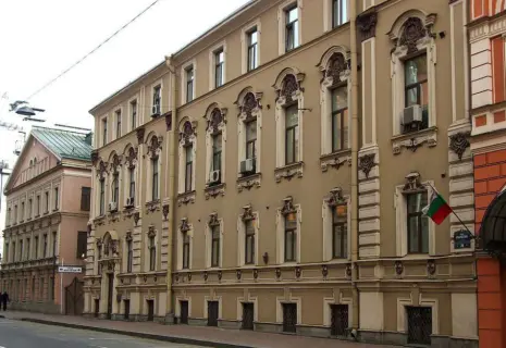 Профсоюзы хотят особняк. Но долги федерации уже превышают миллиард рублей