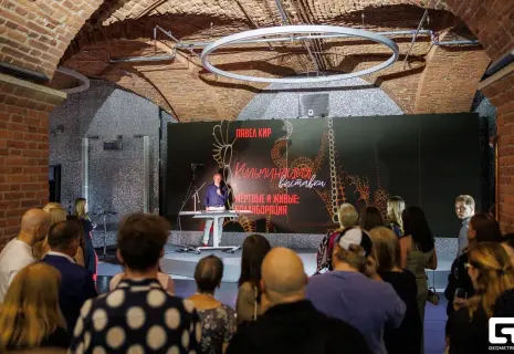 В "Цифергаузе" с успехом прошёл закрытый вечер художника Павла Кира