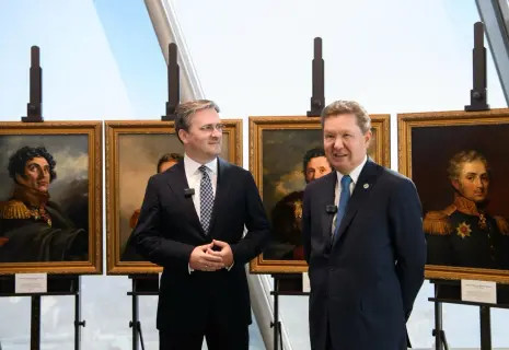 «Газпром» передал в дар Историческому музею Сербии копии портретов полководцев и государственных деятелей Российской империи сербского происхождения