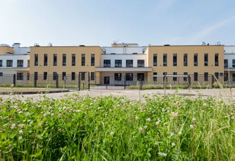 В Петродворцовом районе построена новая школа для 700 учеников