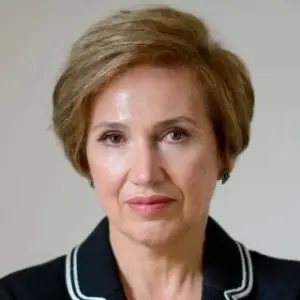 Елена Лашкова