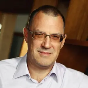 Станислав Логунов