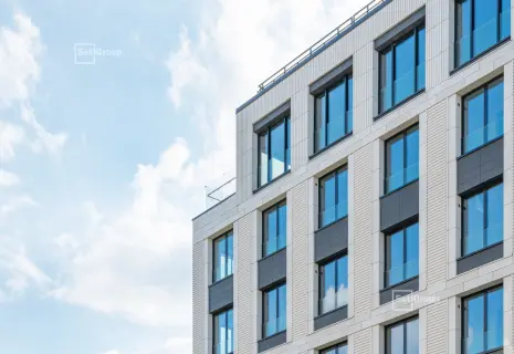 В 2025 году девелоперы вывели на рынок Санкт-Петербурга рекордный объем жилья бизнес-класса