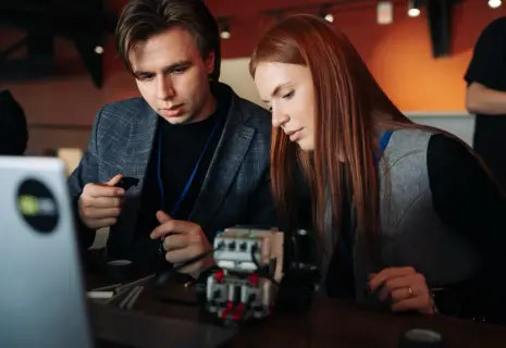 ИТМО, Политех и СПбГЭУ стали лауреатами премии в сфере подготовки кадров для крупного бизнеса