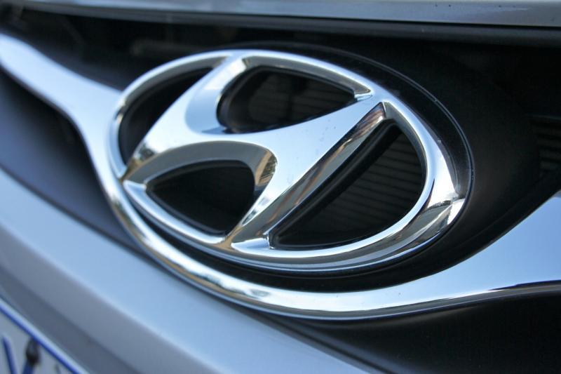 Петербургские дилеры Hyundai просят отключить интернет