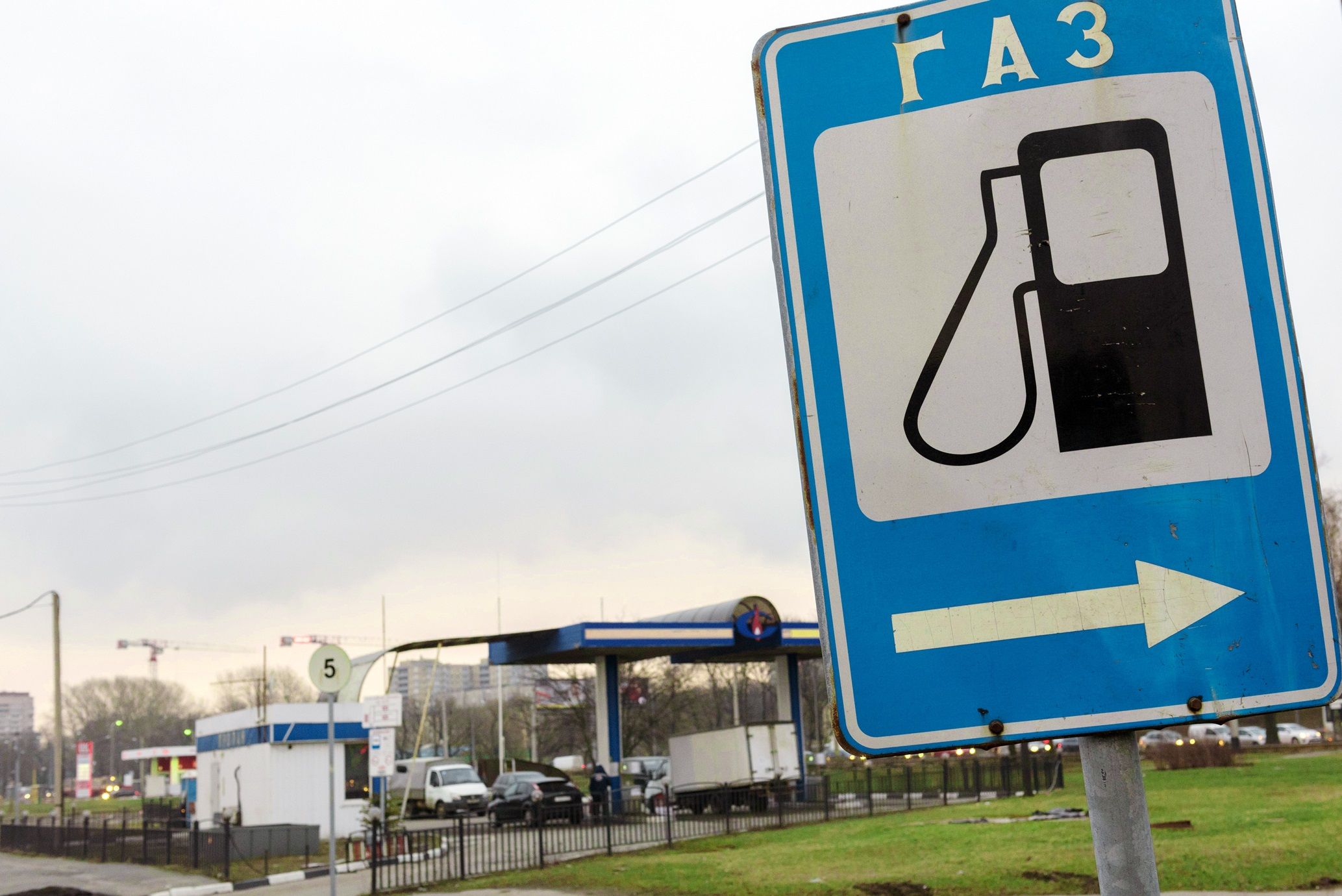 Светлое газовое будущее российского транспорта приближается медленно