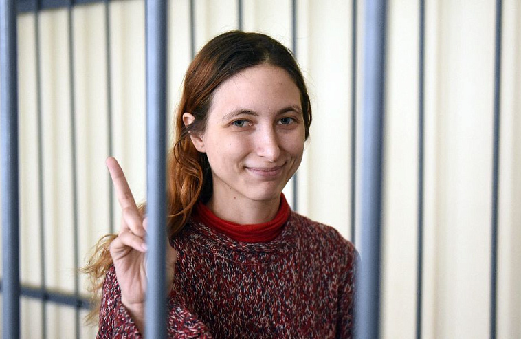 Адвокат Саши Скочиленко: "Она не испытывает ненависть в принципе ни к кому"