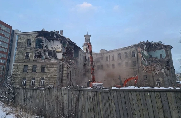Следственный комитет уточнит законность сноса здания бывшего НИЦ ракетных войск в Петербурге